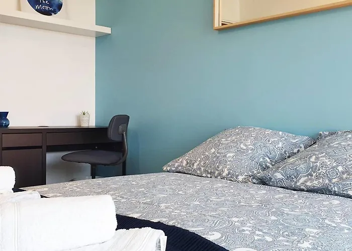 Cours De La Rep - 50m Gare Et Tram Apartment